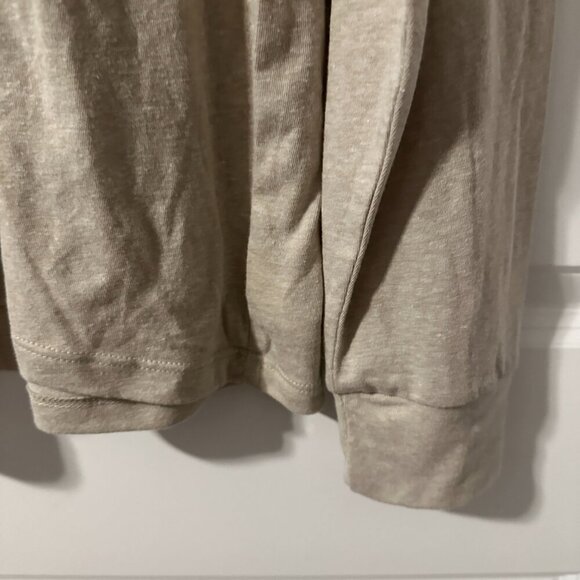 Old Navy Scratch’s Records Tan Long Sleeve Top Men’s Size XL NWOT Austin Texas - Picture 7 of 15